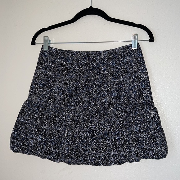 Forever 21 skirt - high waisted - size small- black, blue, white and pur… - Picture 2 of 3